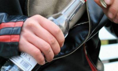 В Жлобине мужчина украл деньги у знакомых, бутылку водки из магазина и получил срок