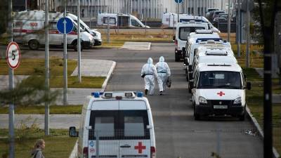 В России растет число заболевших коронавирусом и вводятся новые меры
