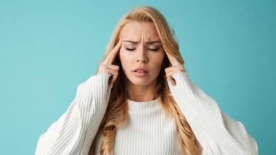 Диетологи назвали шесть продуктов, которые нельзя потреблять при головной боли