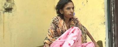 Муж в Индии на полтора года запер жену в сельском туалете