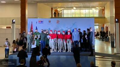 Молодежный патриотический форум открылся в Петербурге