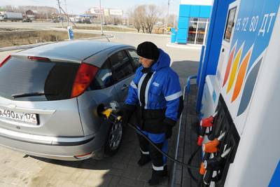 Большинство россиян оказались готовы к отказу от бензина