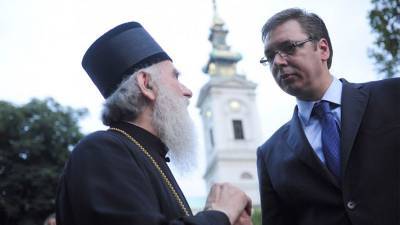 Патриарх Ириней: президента Сербии судят за измену, которую он не совершал