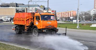Московские дороги и тротуары помоют шампунем