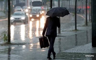 Погода на выходные: Украину зальют дожди