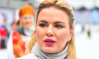 Певица Анна Семенович сообщила, что вылечилась от коронавируса