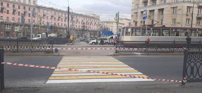 В Челябинске открыли временный наземный переход на площади Революции