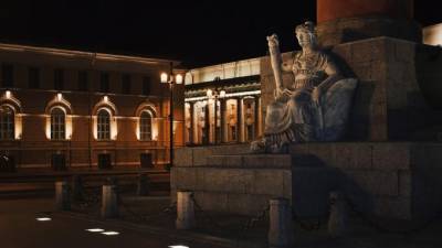 За два года более 180 петербургских памятников получат новую подсветку