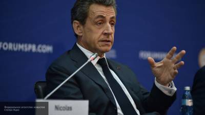 Экс-президента Франции Саркози обвинили в создании "преступного сообщества"