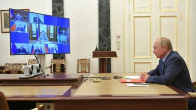 Путин предложил продлить ДСНВ на год без дополнительных условий