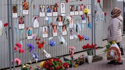 Беглов посетил стену памяти погибших от коронавируса медиков