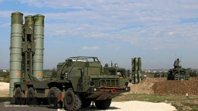 Турция в рамках учений сбила три мишени ракетами систем ПВО С-400