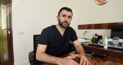 "Будет долгая борьба, и мы готовы": врач Шаген Даниелян из Москвы спасает жизни в Карабахе