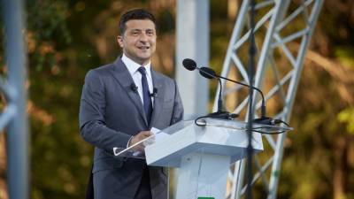 Зеленский назвал условие прекращения военных действий в Донбассе