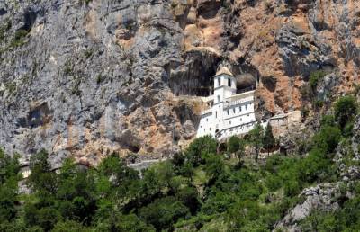 НАТО присмотрел место для полигона среди черногорских монастырей – люди взбунтовались