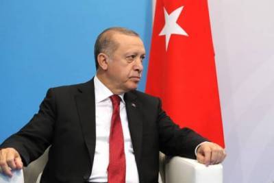 Эрдоган заверил Зеленского, что Турция не станет признавать Крым российским