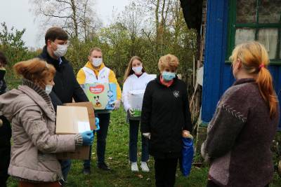 Смоленские активисты помогли семьям Краснинского района
