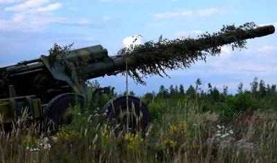 Украина готовится к разведению сил на Донбассе еще на четырех участках - Резников
