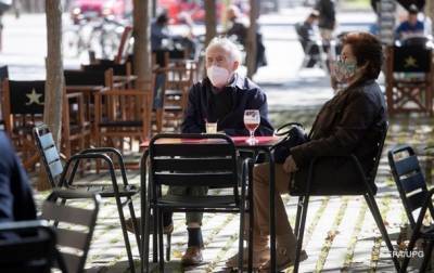 В Бельгии закрыли кафе и ввели комендантский час