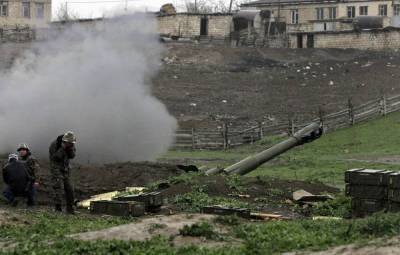 В Ереване сообщили о тяжелых боях на юге Карабаха