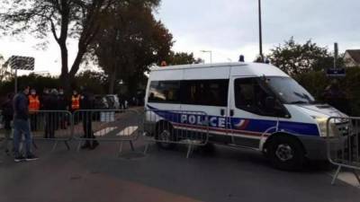В пригороде Парижа юноша из Москвы совершил теракт