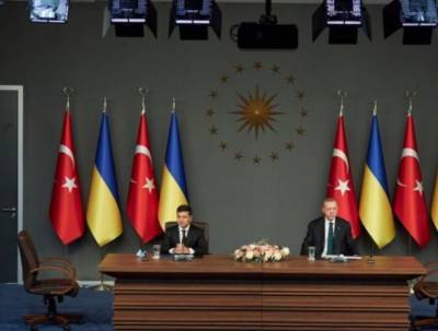 Анкара уже готова стать гарантом мира на Донбассе и не признает Крым русским