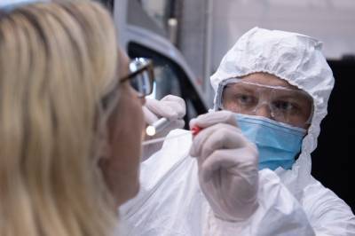 Почти 1,4 миллиона: число пациентов с коронавирусом в России стремительно растет