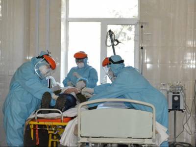 В Киеве за сутки коронавирусом заболели почти 600 человек