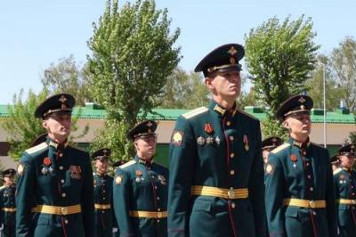Молодые лейтенанты пополнили войска ЦВО в 2020 году