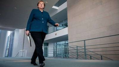 Ангела Меркель из-за ухудшения эпидситуации попросила жителей по возможности не выходить из дома