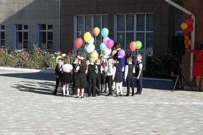 В республиках Северного Кавказа ликвидируют трехсменку в школах