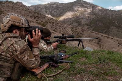 Война в Карабахе: азербайджанская армия продолжает наступление