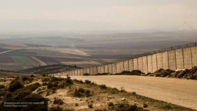 Политолог раскритиковал строительство стены на границе Греции и Турции