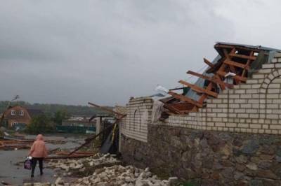 Украину накрыла непогода: Разрушены крыши и стены, затоплены дома