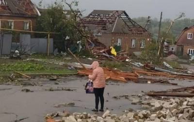 Непогода в Николаевской области повредила десятки крыш и сломала деревья