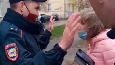 Полиция прокомментировала грубое задержание девушки без маски
