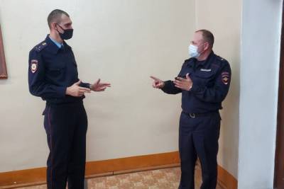 Полицейские Владимирской области обучились основам сурдоперевода
