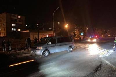 На Дону микроавтобус насмерть сбил пешехода