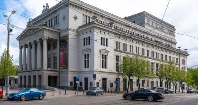 Кто купил билеты? Латвийская опера отменяет спектакли из-за COVID-19