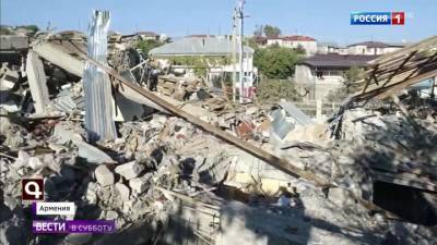 Дипломатов позвали в разрушенный Карабах