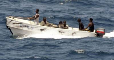 В Гвинейском заливе пираты напали на танкер-газовоз и взяли заложника