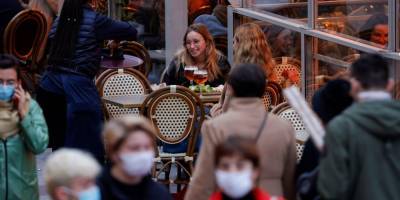 Франция установила очередной антирекорд по количеству заболевших коронавирусом за сутки