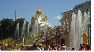 Сезон фонтанов в Петергофе завершается 18 октября