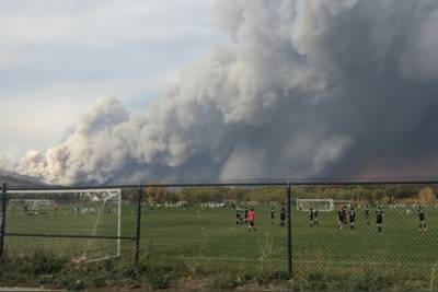 В штате Колорадо лесной пожар разгорелся на площади в 800 кв.м
