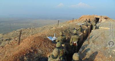 Группа отличившихся в Карабахе армянских военнослужащих награждена медалями