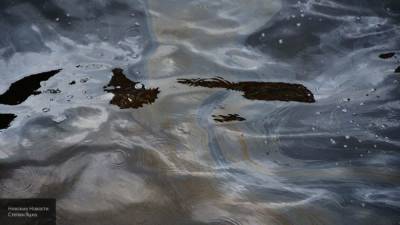 Разлив нефти обнаружили на реке Колве в Ненецком автономном округе