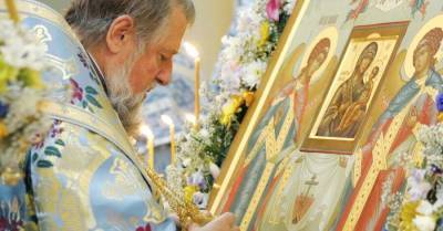 Глава Латвийской православной церкви призвал усилить молитвы для защиты от Covid-19