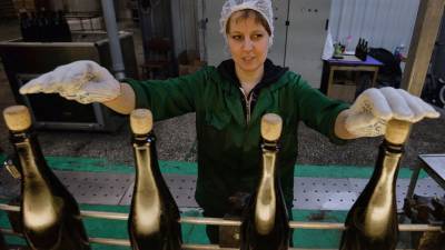 В России выросли продажи шампанского