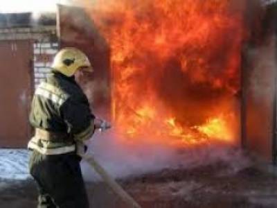 В Запорожской области пожарные ликвидировали возгорание в гараже