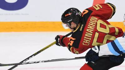 Хоккеист «Авангарда» Чинахов заявил, что ещё не думал об отъезде в НХЛ
